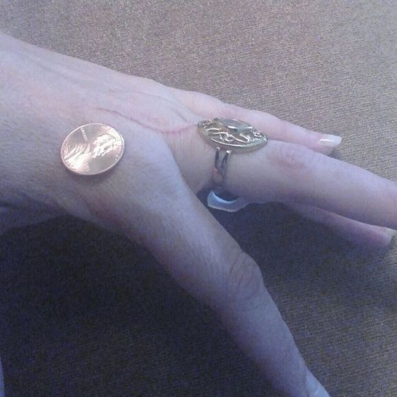 Crystal Gold Filled Ring 9 scroll work - Picture 2 of 3